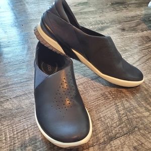 Women's Ecco Biom navy slip on